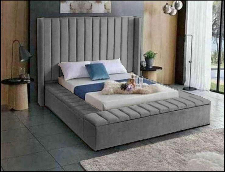 Ambassador Panel Bed