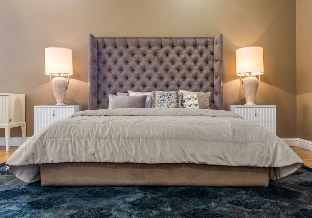 Headboard fitting standard bed frame